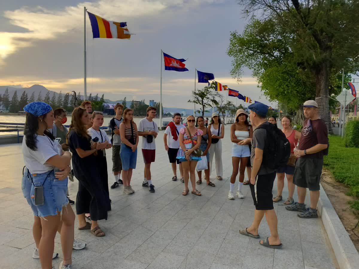 Kampot Sunset Walking Tour